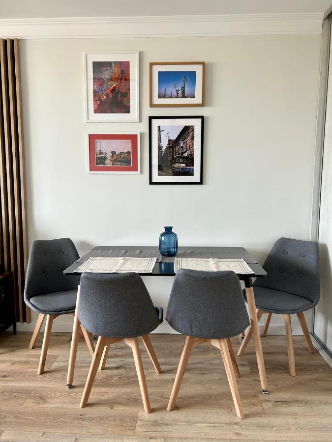 Apartament Z Widokiem Na Gdansk I Zatoke Free & Priv Parking Bagian luar foto