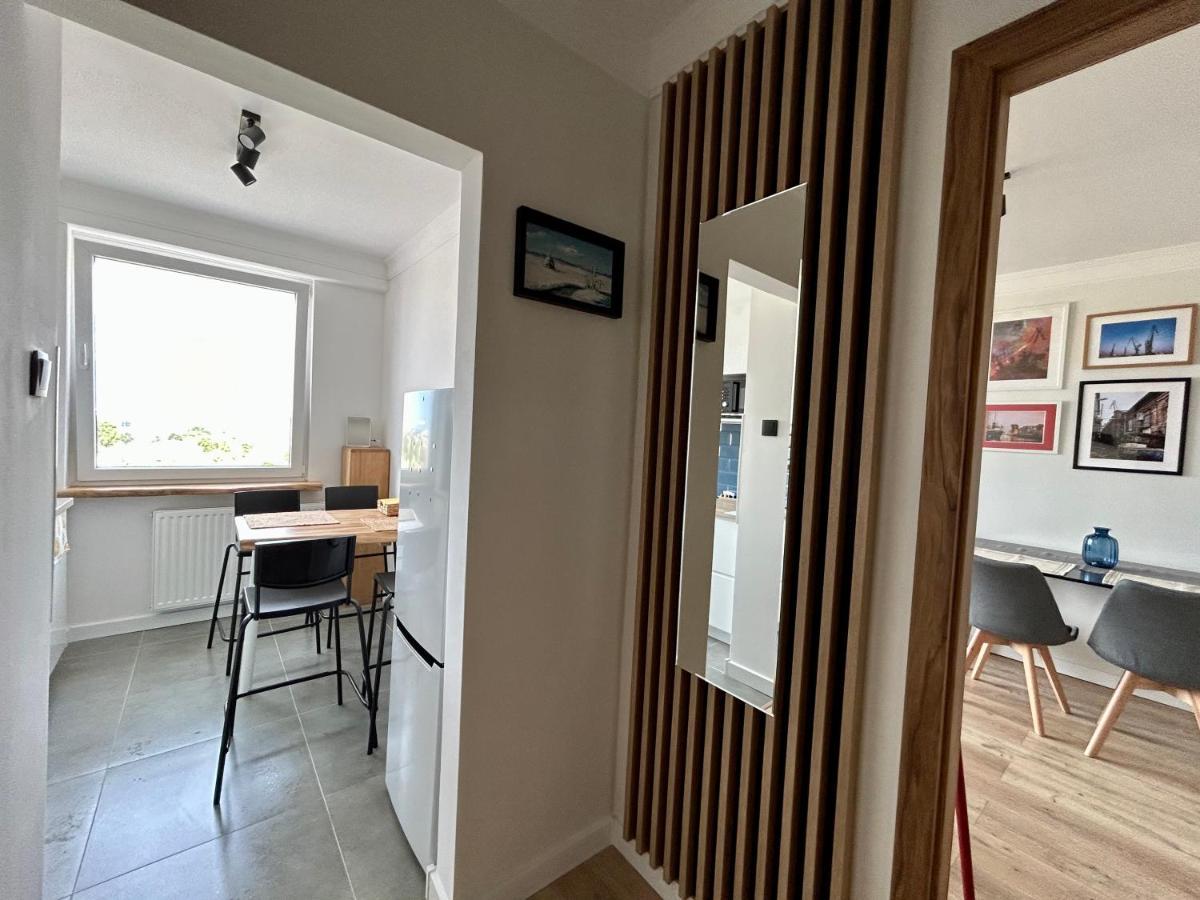 Apartament Z Widokiem Na Gdansk I Zatoke Free & Priv Parking Bagian luar foto